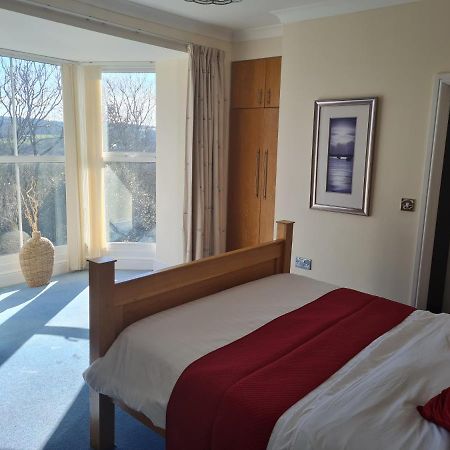 Отель The Hope And Anchor Goodwick Экстерьер фото